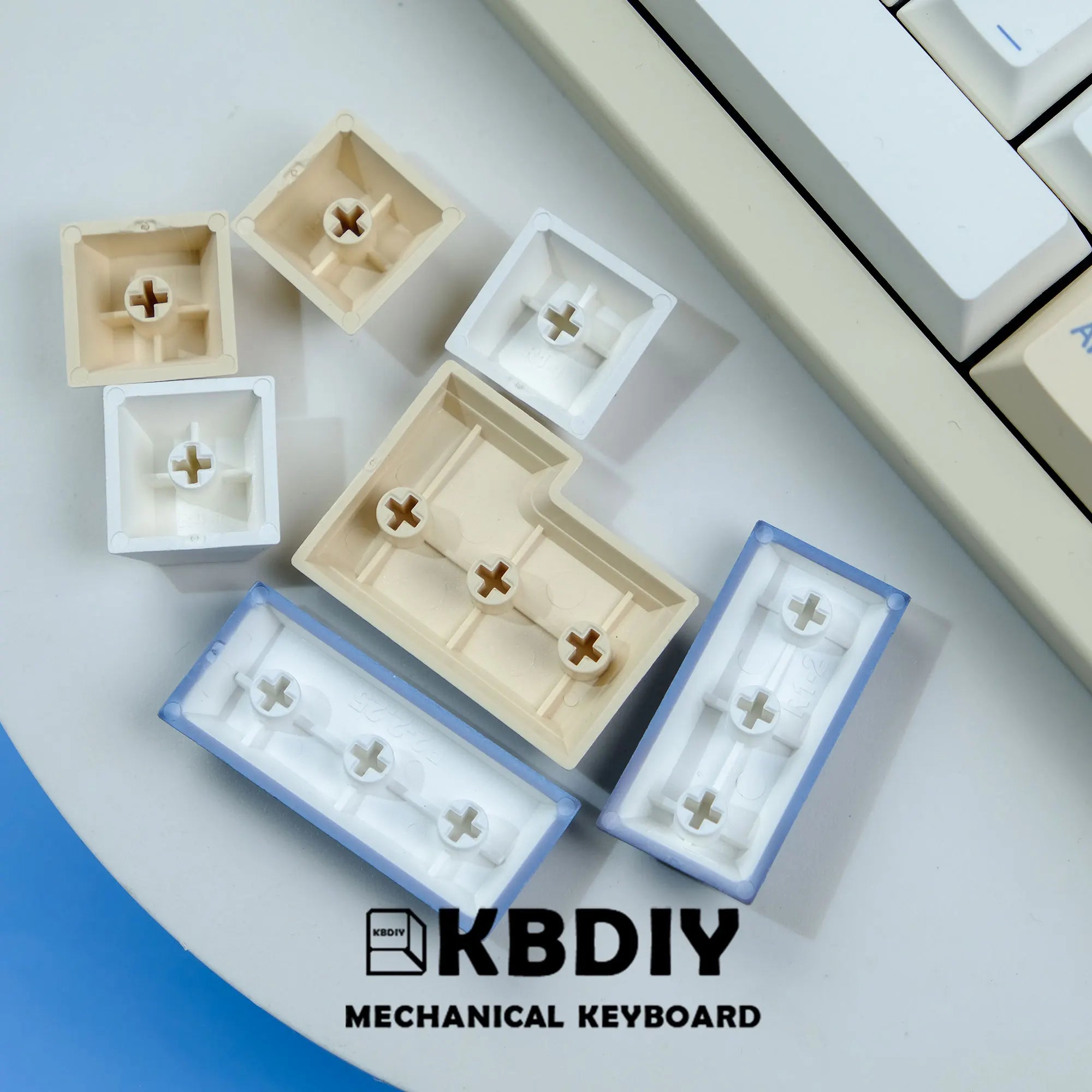 KBDiy GMK Sojamilch-Tastenkappe, 135 Tasten, PBT, japanische, koreanische Tastenkappe, ISO, Eingabe des Cherry-Profils für die mechanische Gaming-Tastatur GMK67 K500
