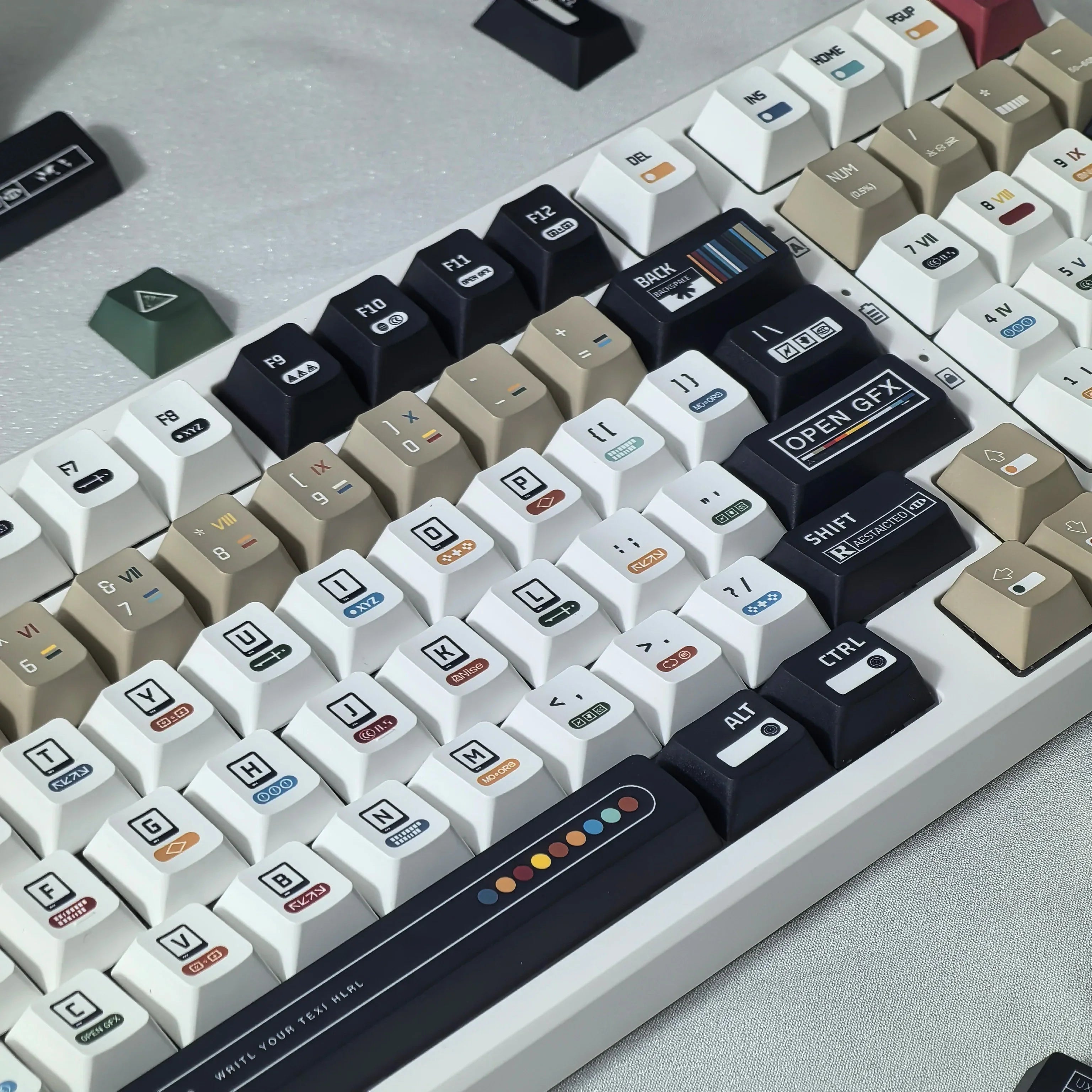 Κορεατικά Keycaps Maximalism Θέμα Keycap 135Keys Cherry Pbt Ρωσικά Αγγλικά Retro Keycap Μαύρο Λευκό Σχέδιο "L" Shape Enter Key